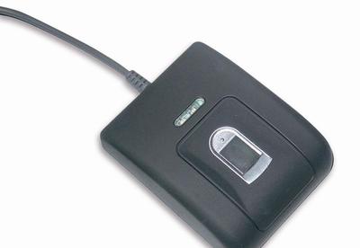 易指族指紋KEY 半導(dǎo)體電容技術(shù)引領(lǐng)雙認(rèn)證新潮流